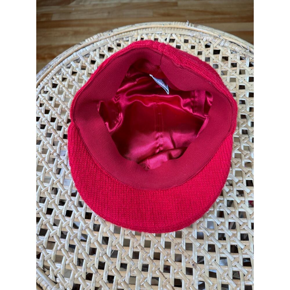 Vintage Newsboy Hat, Red 1980s Knit Newsboy Cap,  80s Hat, Red Brim Knit Cap - Picture 7 of 10